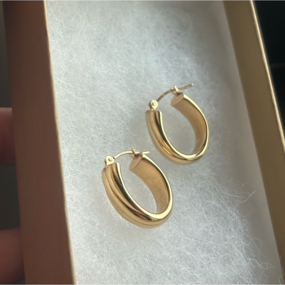 Chunky Crossaint Wave Hoop Earrings 14k Gold